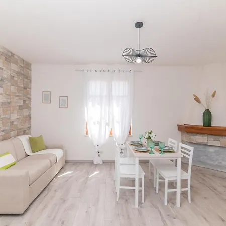 Casa Belvedere With A/c - Happy Apartment
